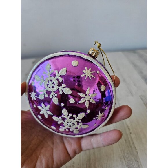 Living quarters purple snowflake sprinkle round ornament Xmas tree - Picture 8 of 8